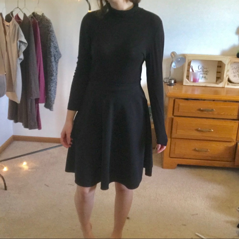Black textured circle skirt